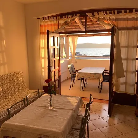 Apartment Vitomir